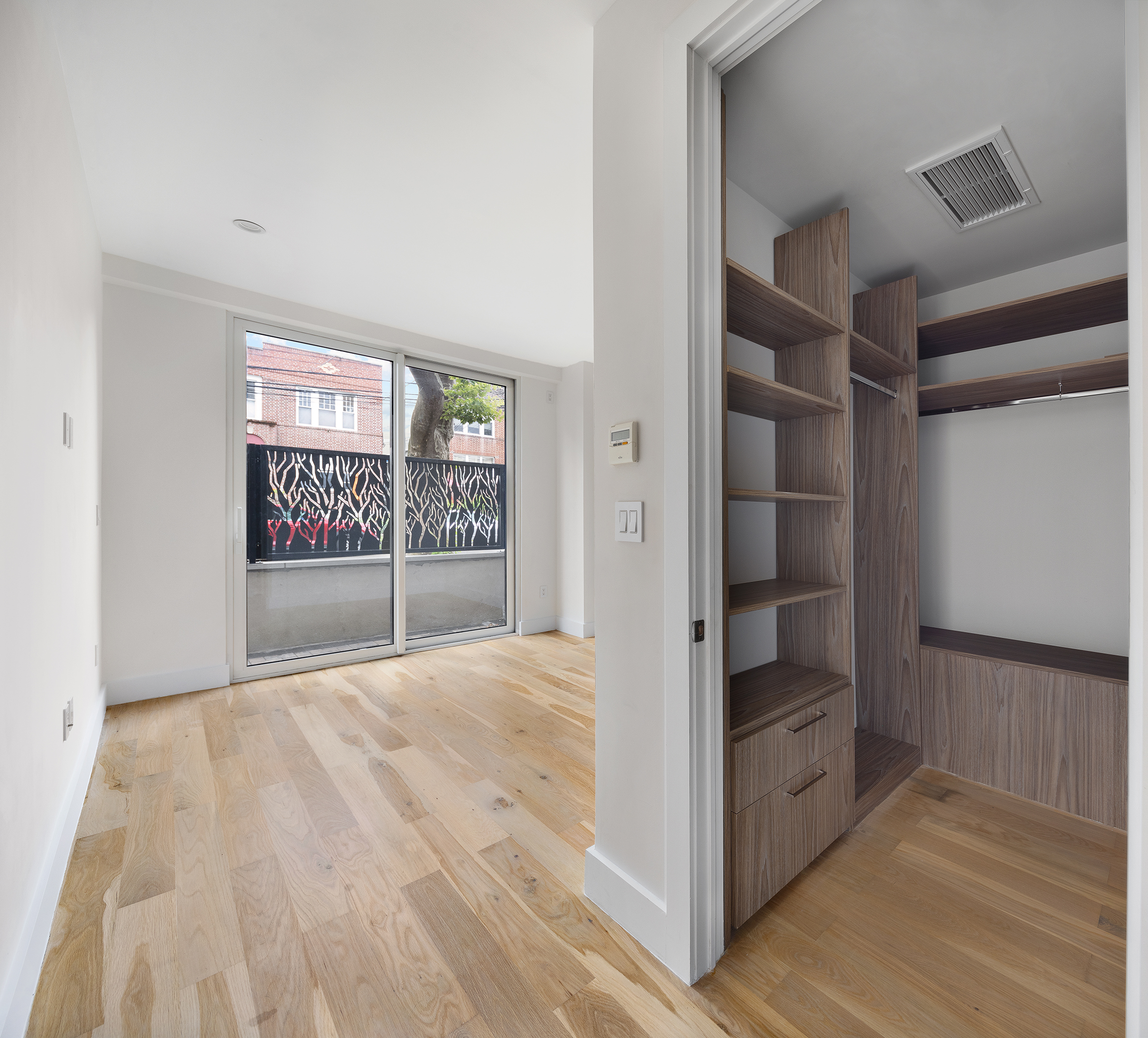 19-14 21st Road, Unit 1B Queens, NY 11105 - Photo 3 of 14