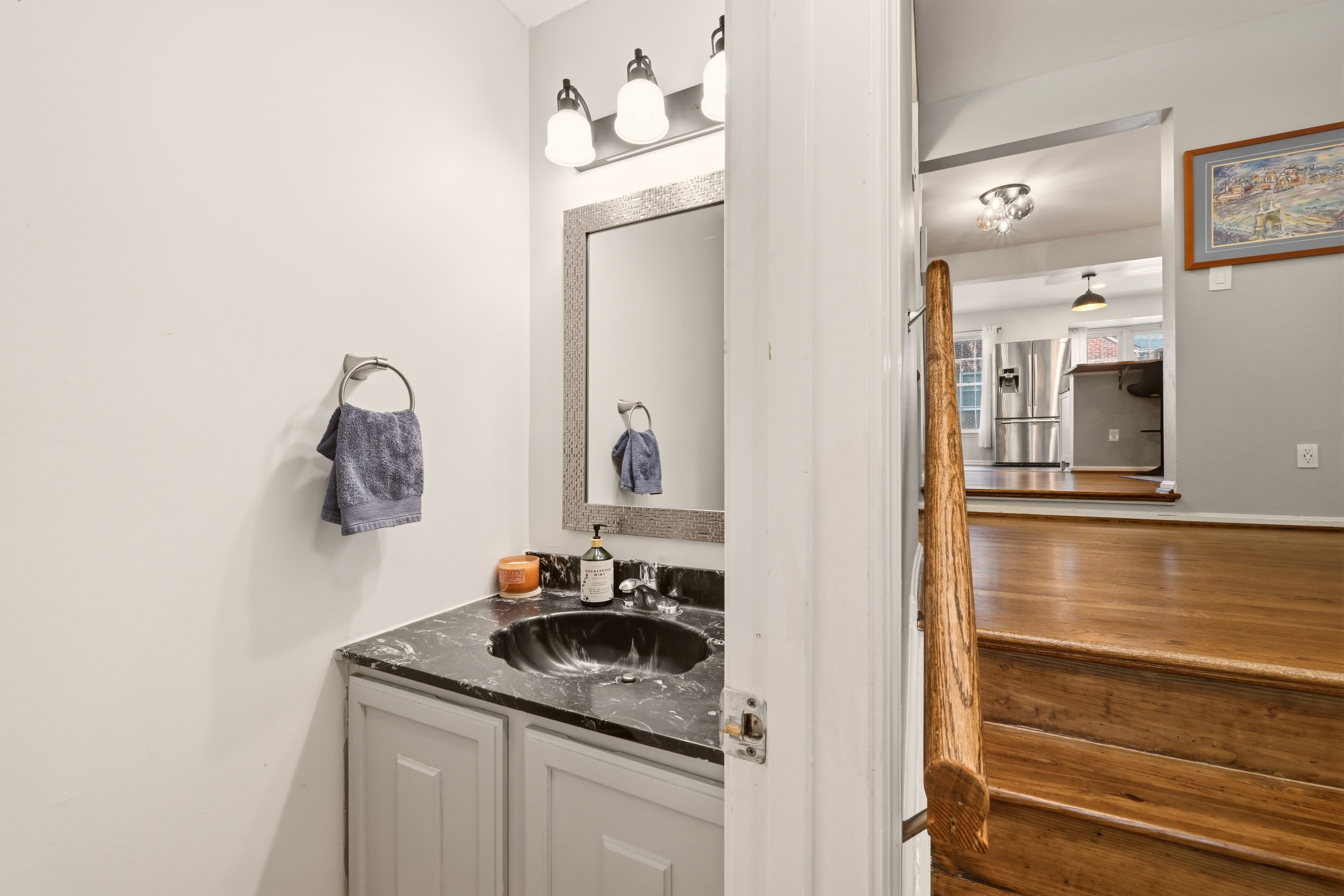 1111 Fairview Court Silver Spring, MD 20910 - Photo 12 of 38