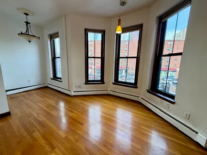 $3,400 | 10 Columbus Square, Unit 2, Boston, MA 02116