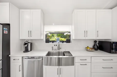 $1,295,000 | 22583 Caravelle Circle, Boca Raton, FL 33433
