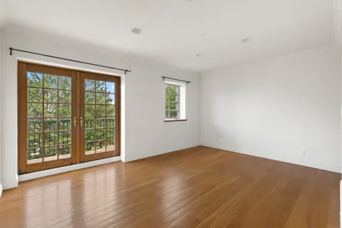 $850,000 | 85 Hudson Avenue, Unit 4B | Vinegar Hill