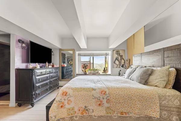 $740,000 | 61-20 71st Avenue, Unit D2C | Ridgewood