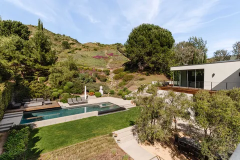 $11,495,000 | 17731 Calle De Palermo, Pacific Palisades, CA 90272