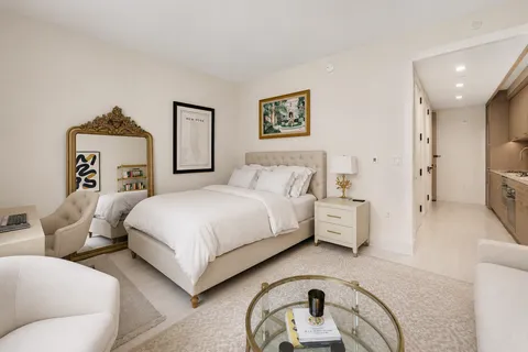 $950,000 | 91 Leonard Street, Unit 5D | TriBeCa