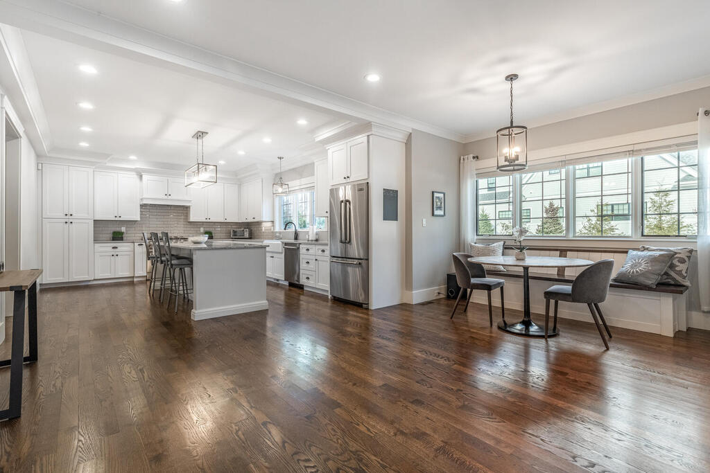 64 Valley View Road Waltham, MA 02452 - Photo 11 of 49