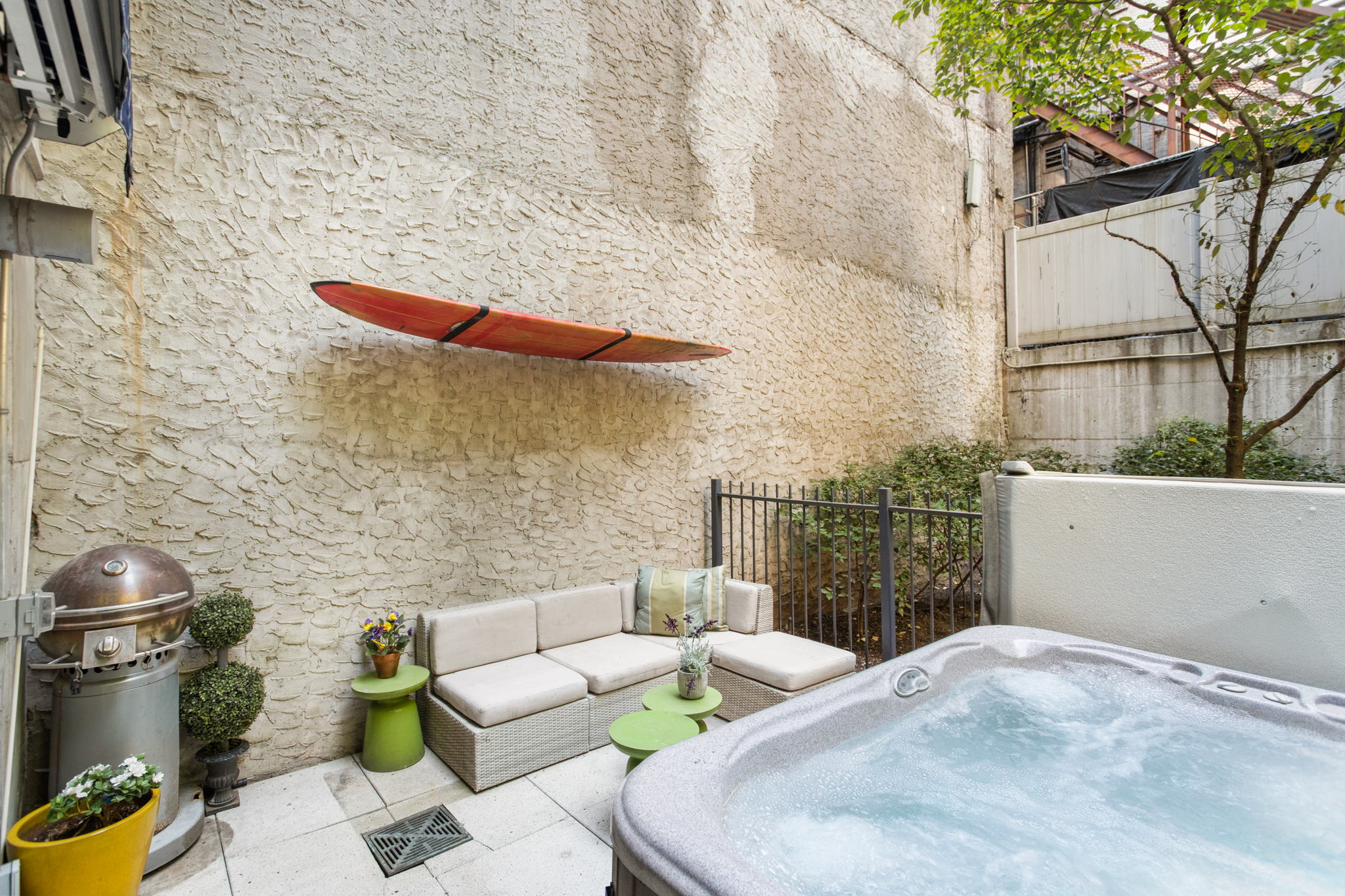 350 West 53rd Street, Unit THG Manhattan, NY 10019 - Photo 17 of 25