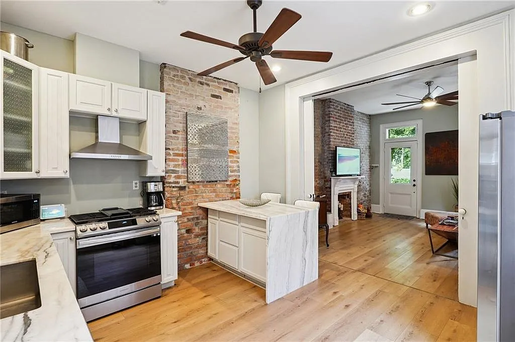 621 Mandeville Street New Orleans, LA 70117 - Photo 10 of 27