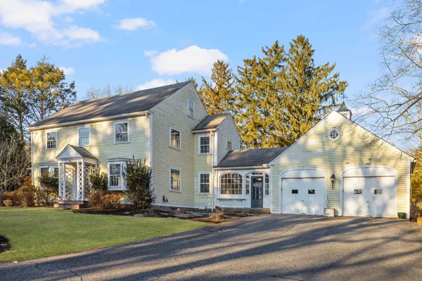 $1,495,000 | 555 Great Road, Lincoln, RI 02865