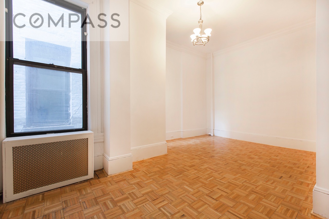 239 West 105th Street, Unit 4 Manhattan, NY 10025 - Photo 6 of 13