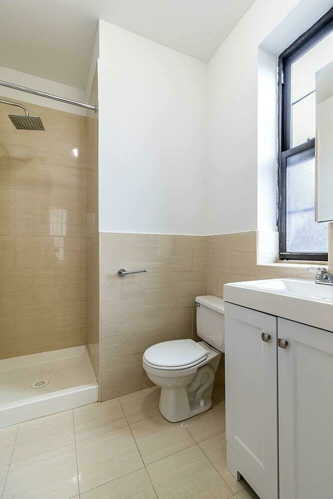 341 West 45th Street, Unit 409 Manhattan, NY 10036 - Photo 4 of 6