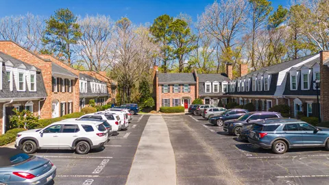 $325,000 | 7 Scotland Place Northwest, Atlanta, GA 30318
