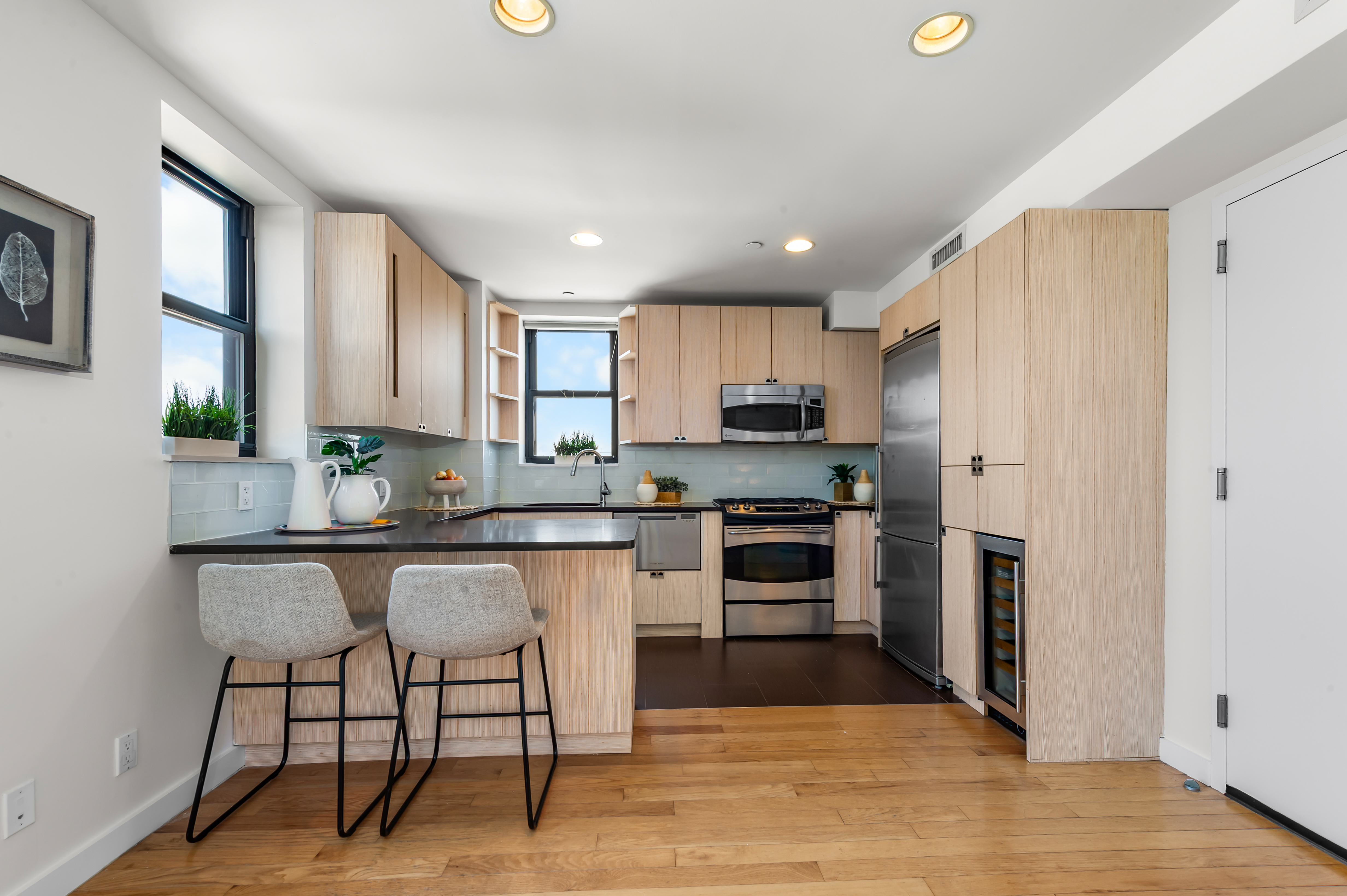 2101 8th Avenue, Unit PH10B Manhattan, NY 10026 - Photo 9 of 22 Gallery Image 9