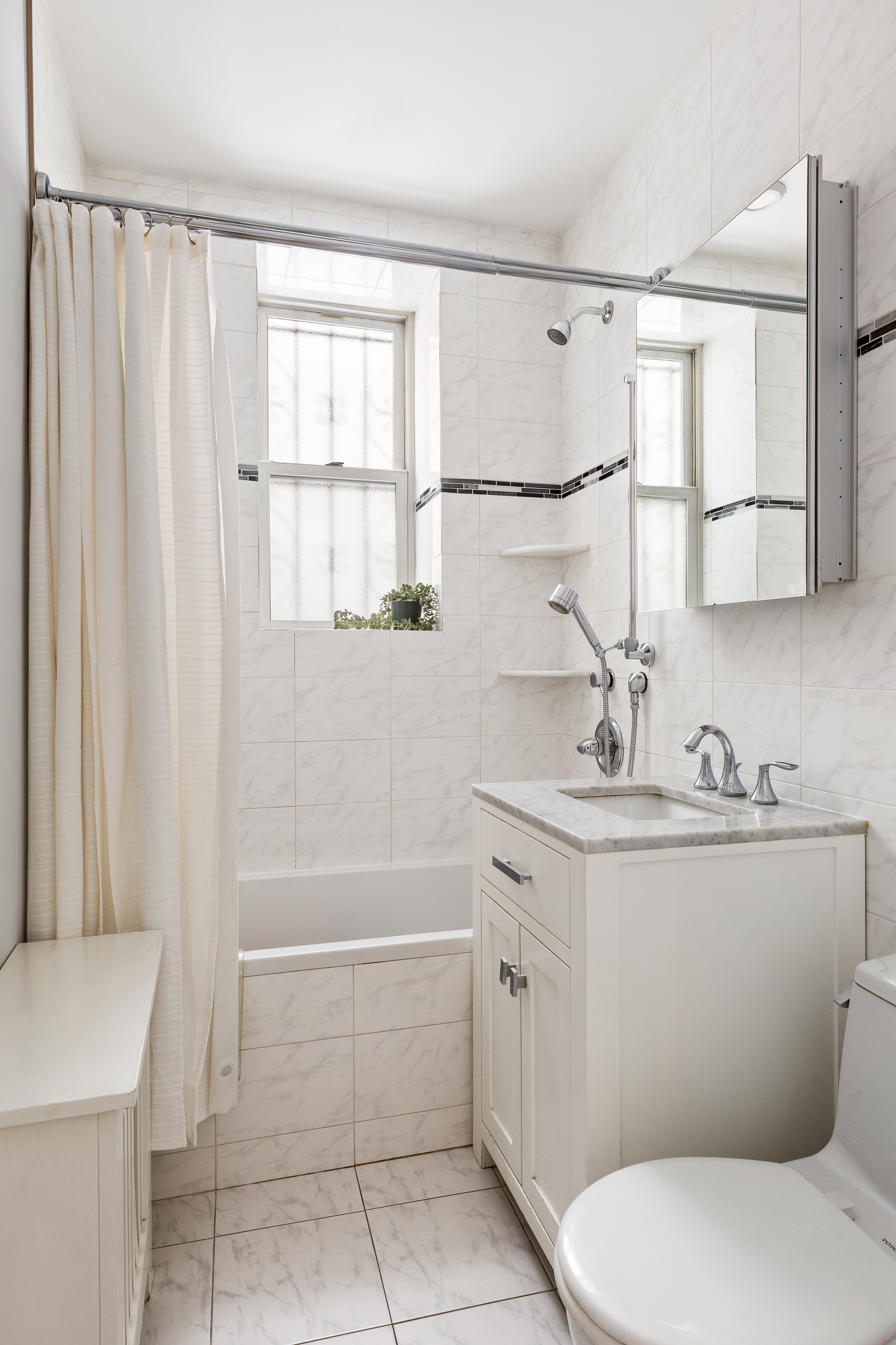 65 Montague Street, Unit 1/A Brooklyn, NY 11201 - Photo 9 of 12