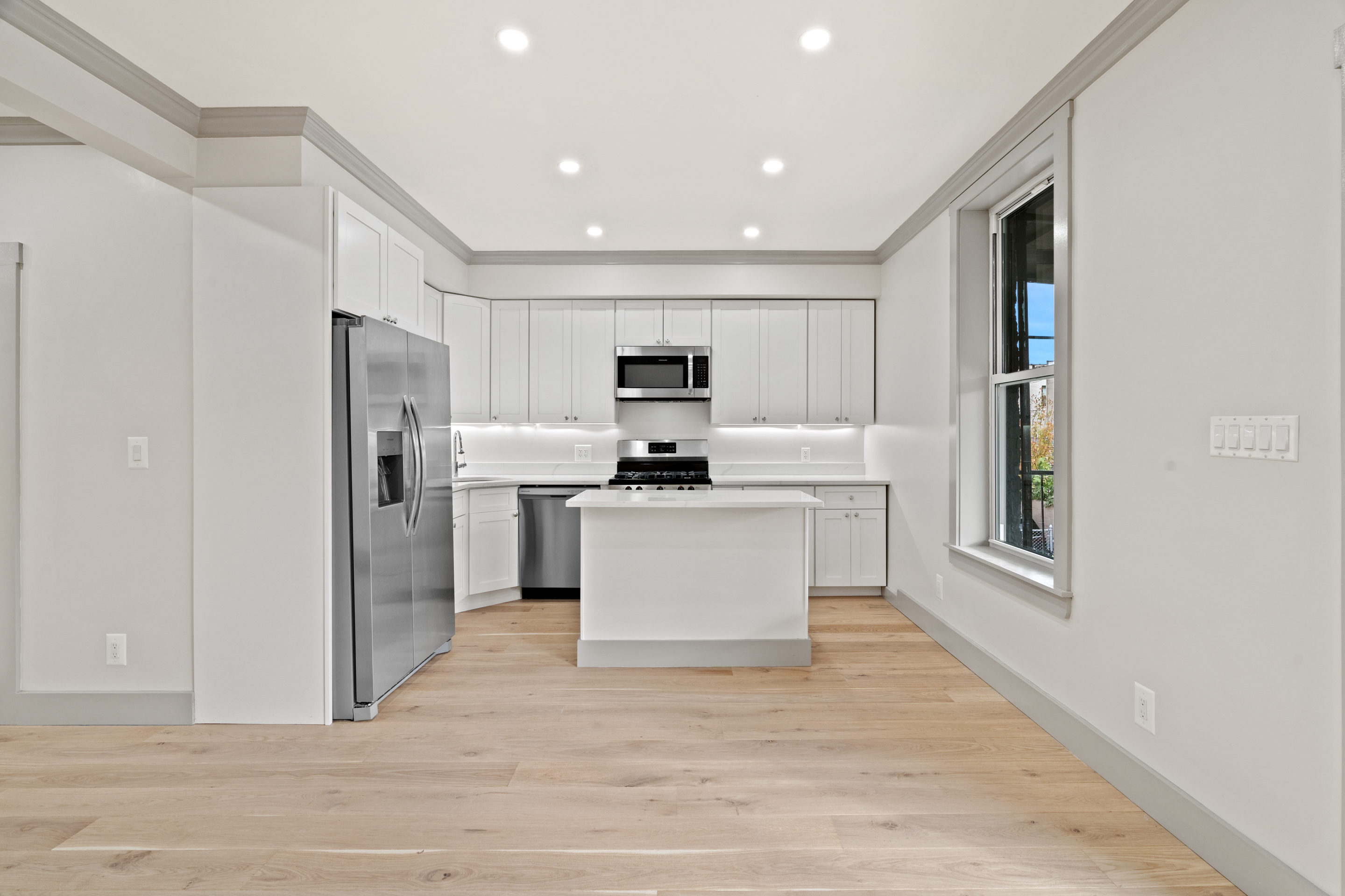 3416 Irwin Avenue, Unit 3 Bronx, NY 10463 - Photo 4 of 52