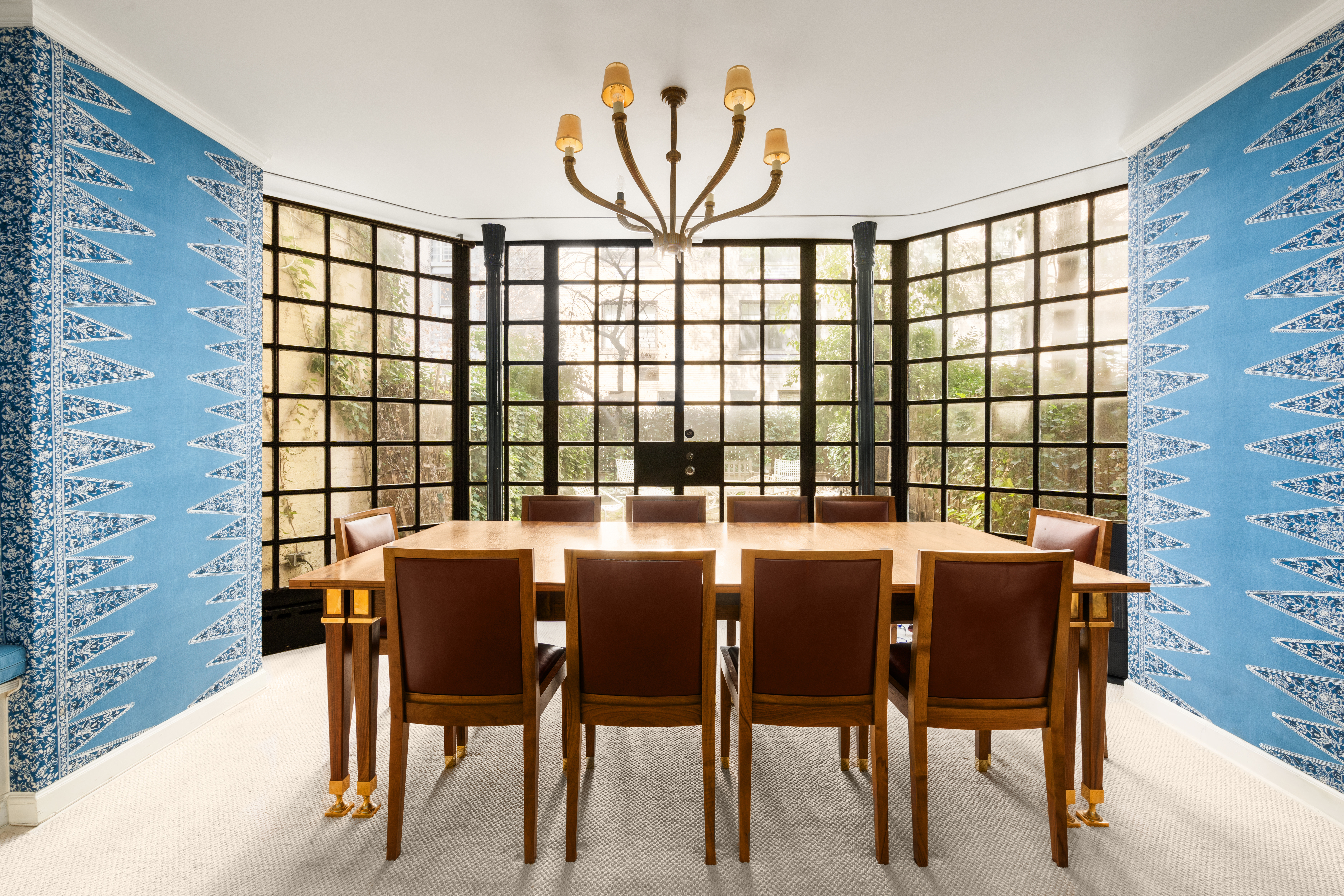 159 East 71st Street Manhattan, NY 10021 - Photo 7 of 20 Gallery Image 7