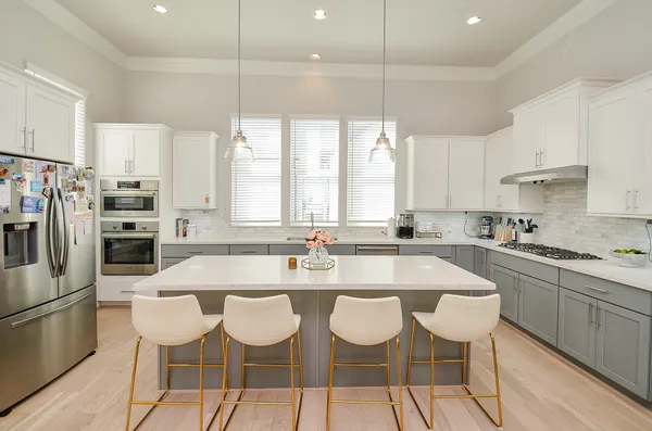 $529,000 | 2419 West Kolbe Lane, Houston, TX 77080