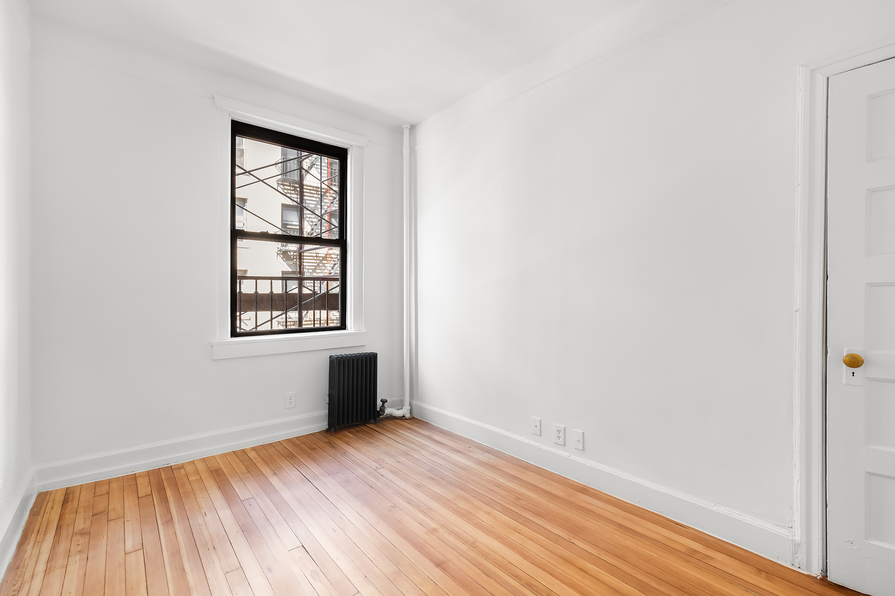149 Sullivan Street, Unit 3D Manhattan, NY 10012 - Photo 3 of 11