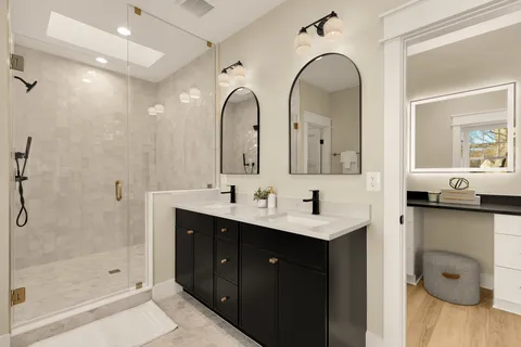 Contact Agent | Longview Drive, Alexandria, VA 22314
