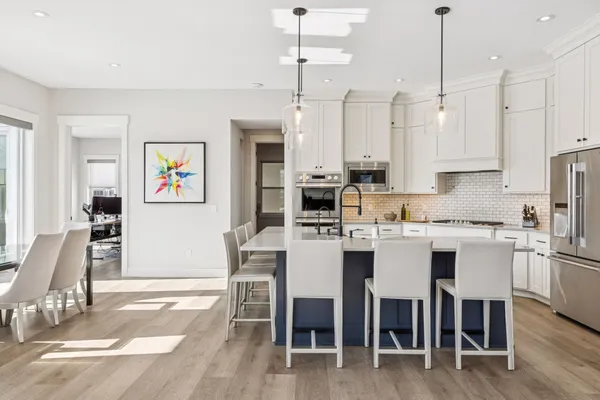 $1,850,000 | 16865 46th Avenue North, Plymouth, MN 55446