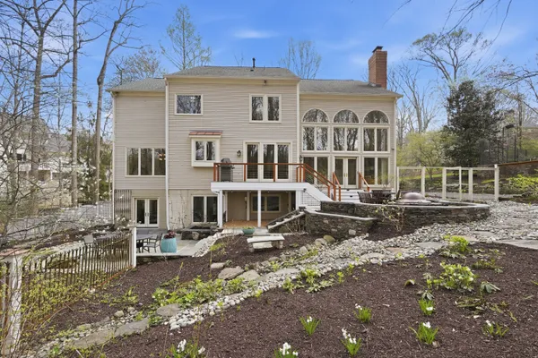 $2,200,000 | 182 River Park Drive, Great Falls, VA 22066