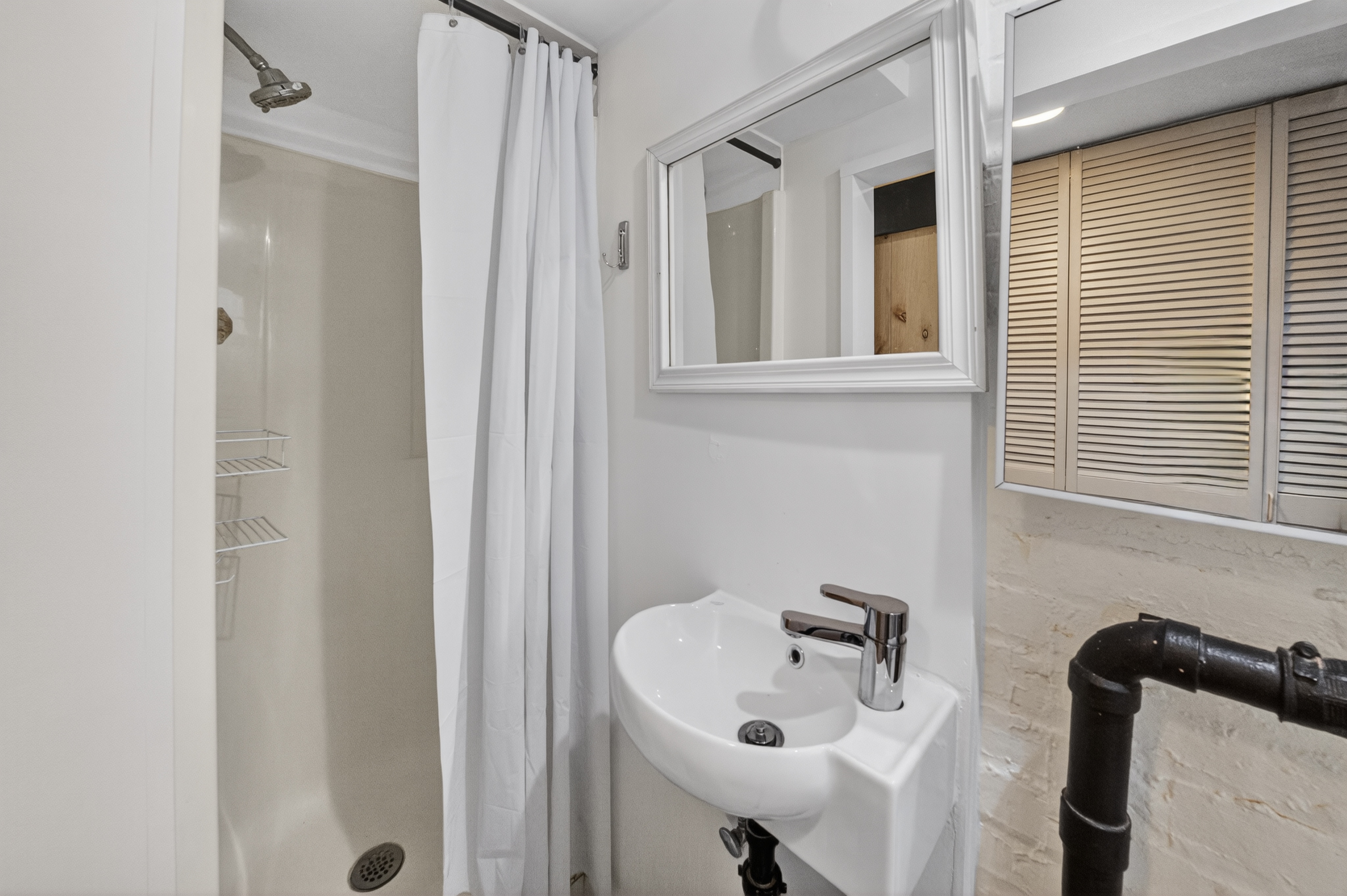 2226 39th Place Northwest Washington, DC 20007 - Photo 27 of 29