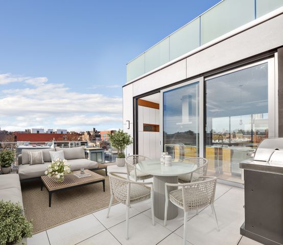 $3,596,935 | 480 Degraw Street, Unit PHA | Carroll Gardens