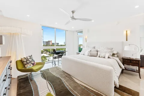 $1,250,000 | 715 Bayshore Drive, Unit 606, Fort Lauderdale, FL 33304