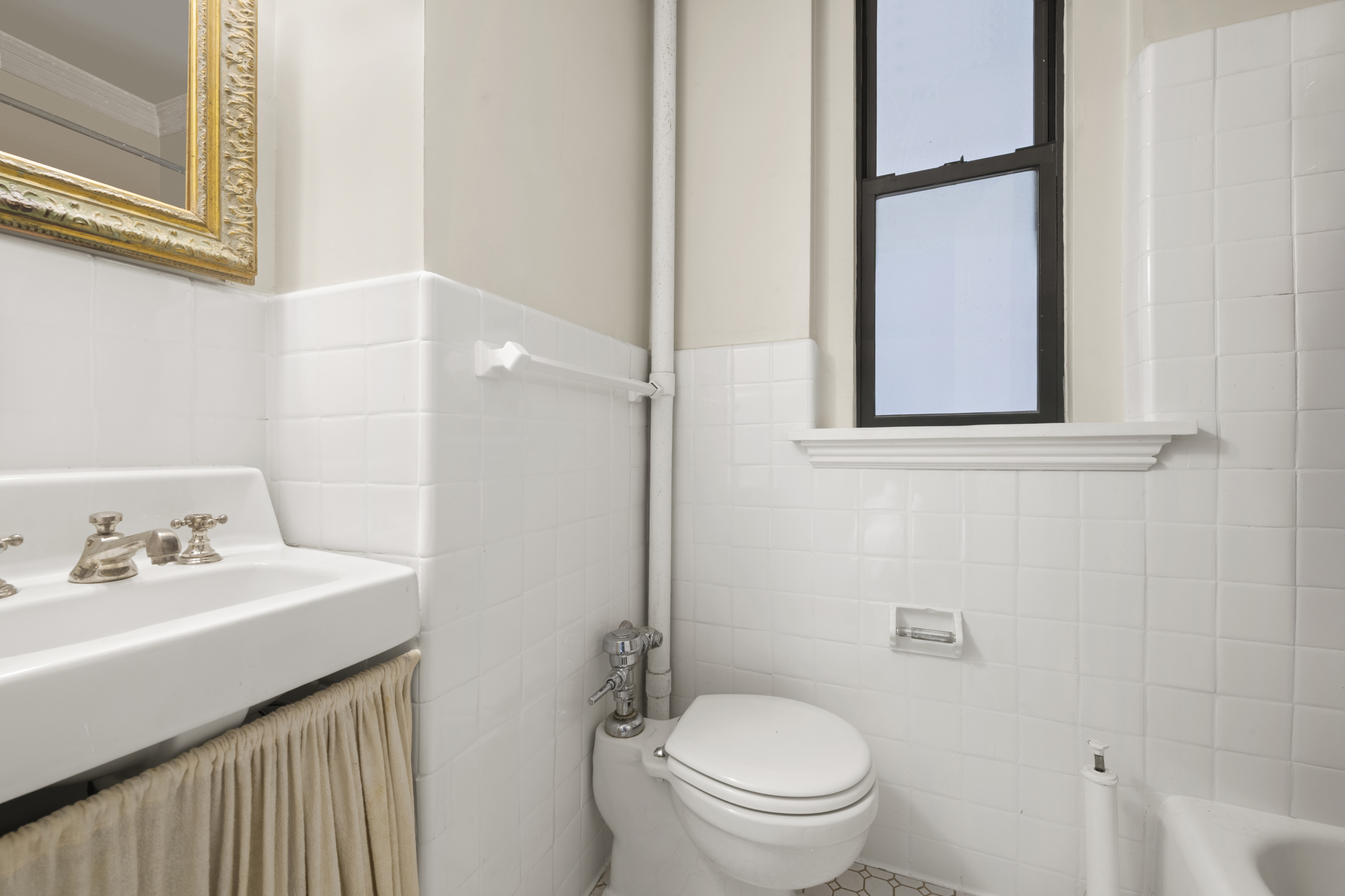 33 Riverside Drive, Unit 2FA Manhattan, NY 10023 - Photo 6 of 10
