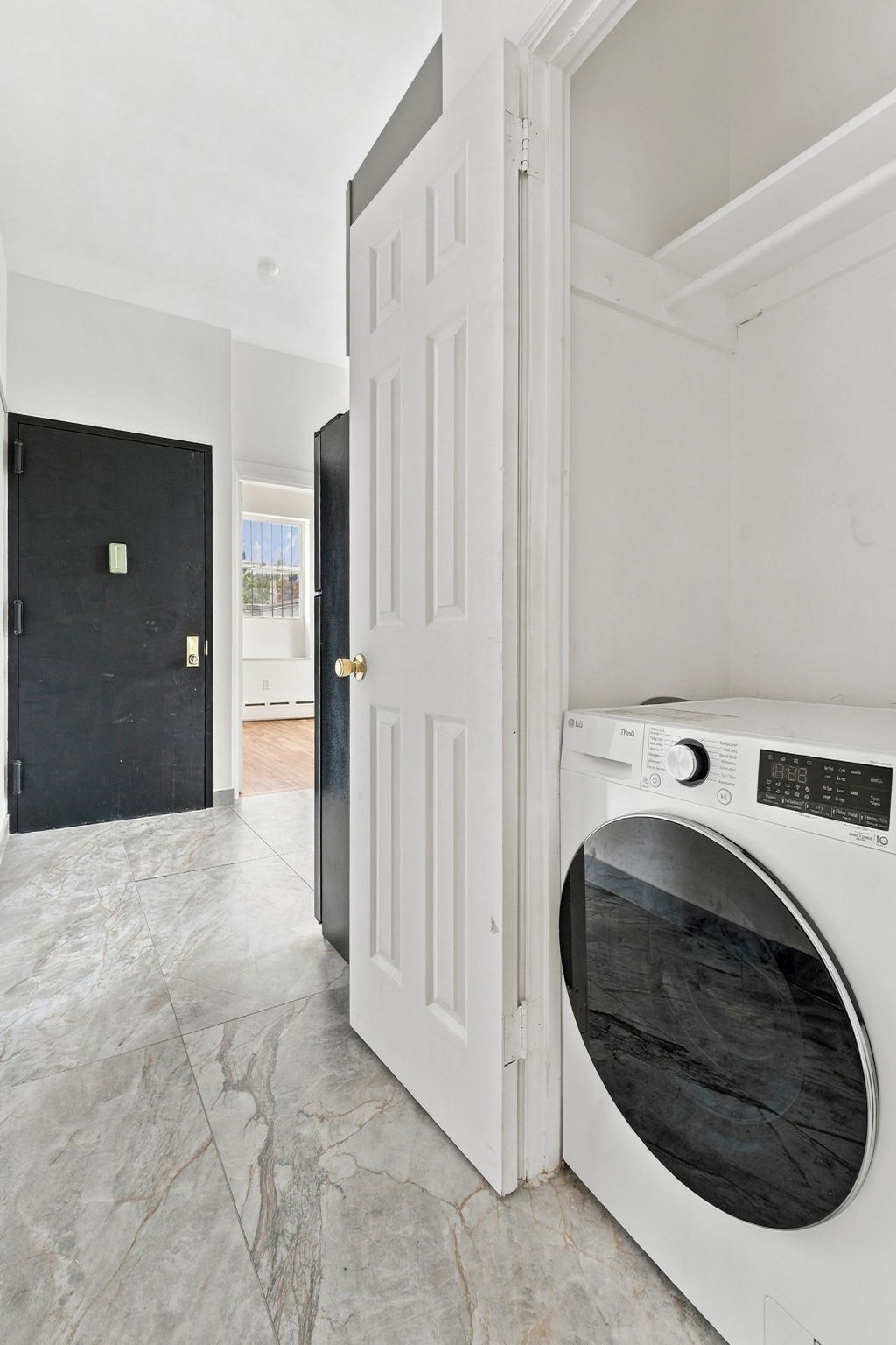 40-25 Junction Boulevard, Unit 3L Queens, NY 11368 - Photo 8 of 8 Gallery Image 8