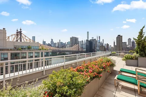 $1,450,000 | 425 Main Street | Roosevelt Island