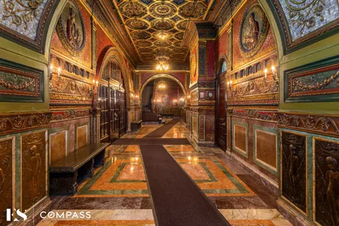 $375,000 | 205 West 57th Street, Unit 8BC | Midtown Central