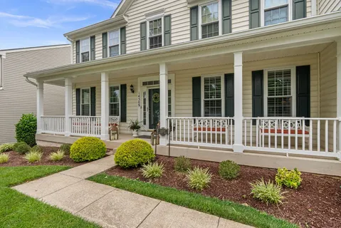 $1,200,000 | 14309 Autumn Crest Road, Boyds, MD 20841