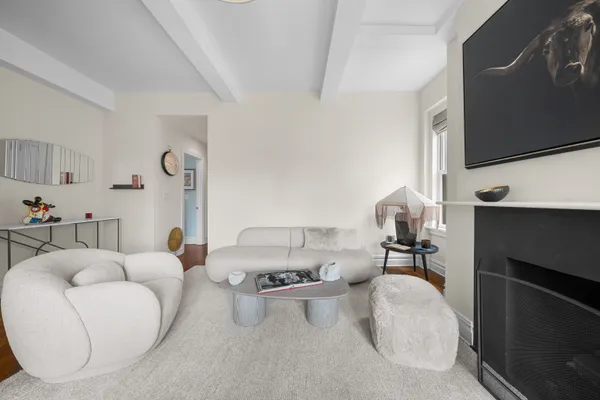 $2,500,000 | 25 5th Avenue, Unit 12F | Greenwich Village