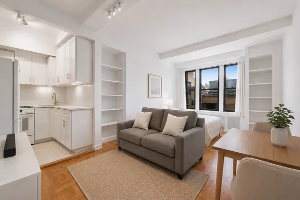 $499,000 | 225 Central Park West, Unit 619 | Upper West Side