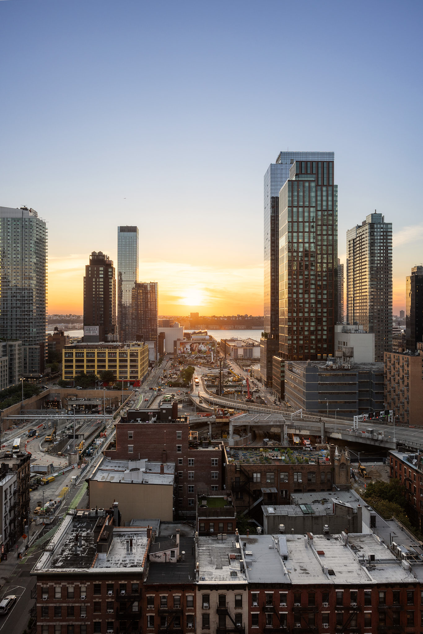 347 West 39th Street, Unit PHNE Manhattan, NY 10018 - Photo 9 of 17