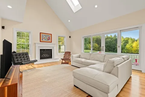 $1,299,000 | 3 Squirrel Hill Road, Acton, MA 01720