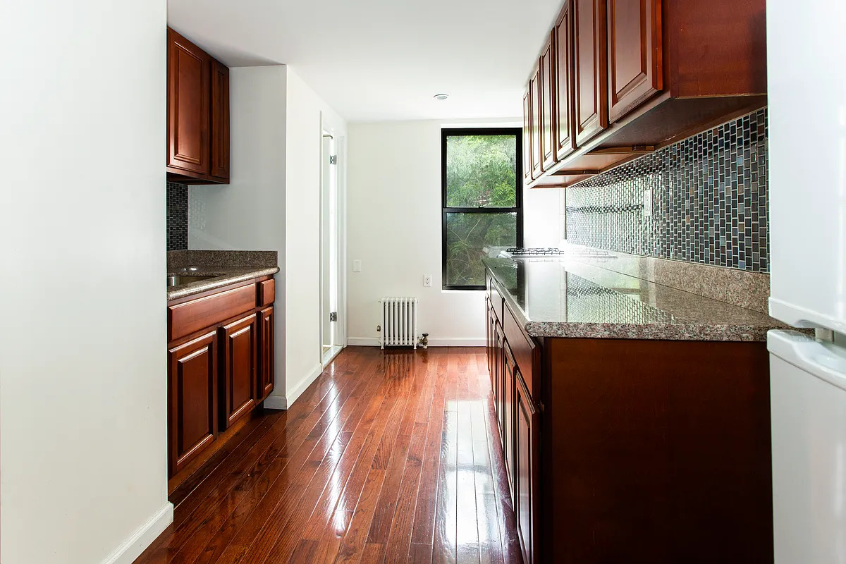 82 East 7th Street, Unit 8 Manhattan, NY 10003 - Photo 6 of 7 Gallery Image 6