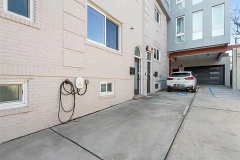 $5,000 | 310 4th Street, Unit 2A, Union City, NJ 07087