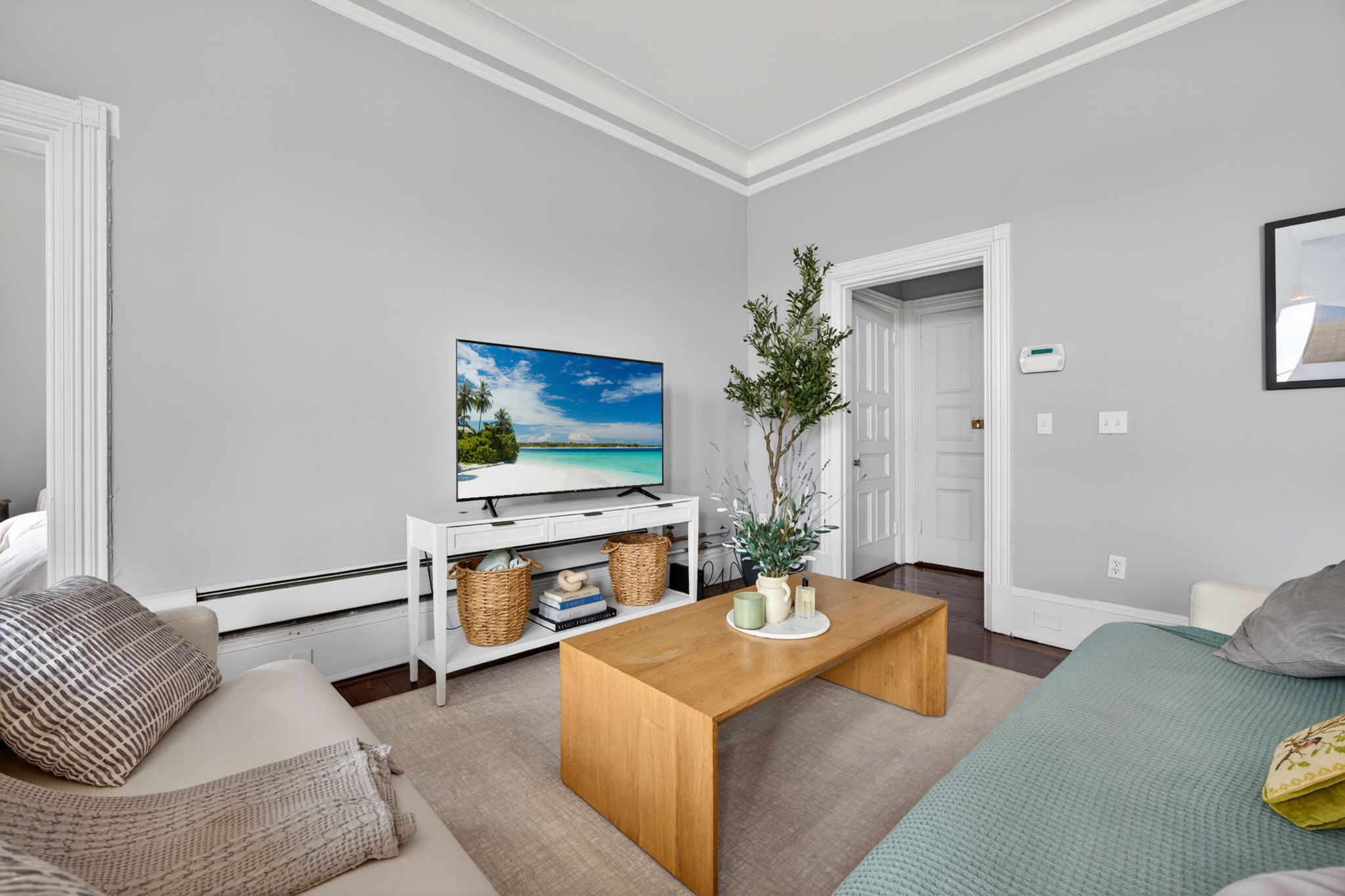261 Commonwealth Avenue, Unit 8 Boston, MA 02116 - Photo 4 of 24