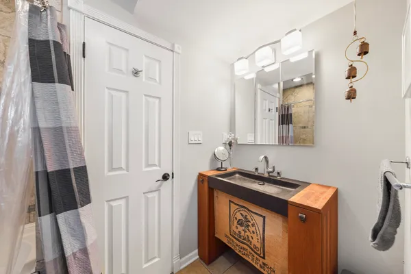$500,000 | 1318 South Alder Street, Philadelphia, PA 19147