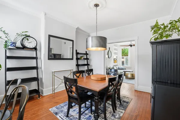 $1,100,000 | 721 10th Street Northeast, Washington, DC 20002
