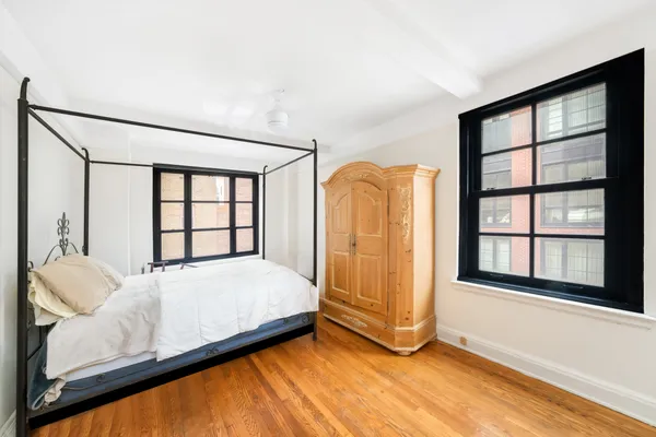 $800,000 | 235 East 22nd Street, Unit 12T | Gramercy