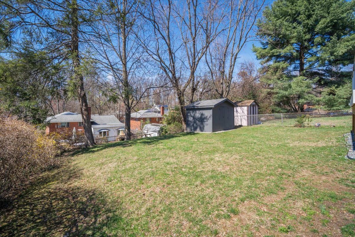 10302 Conover Drive Silver Spring, MD 20902 - Photo 37 of 39