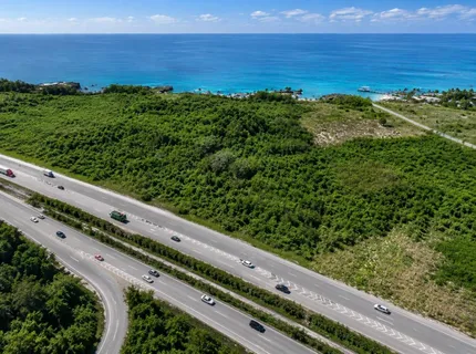 $14,560,000 | Autovia Del Este | The Grove