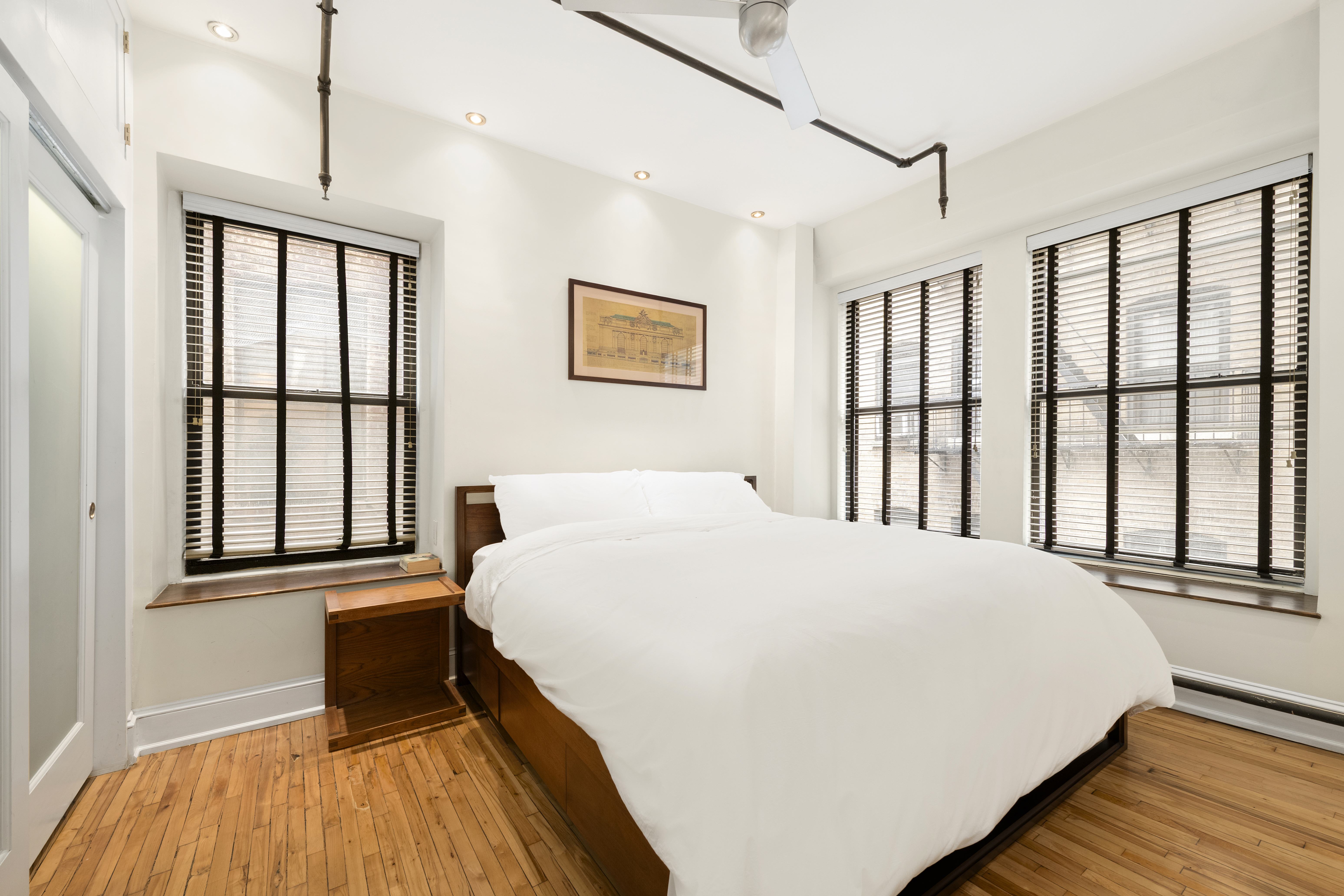130 W 17th St, Unit 3S Manhattan, NY 10011 - Photo 5 of 9
