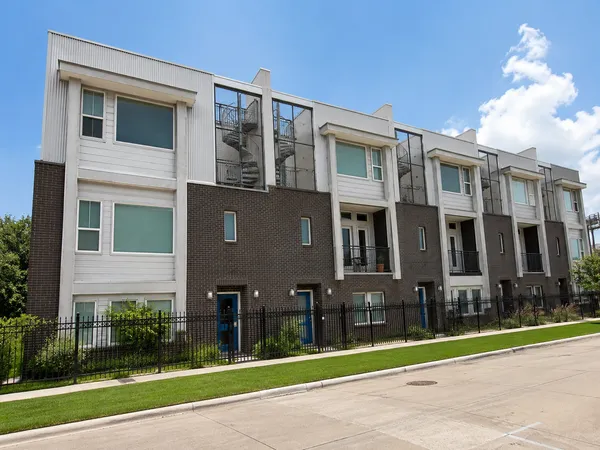 $895,000 | 1002 Concordia Avenue, Austin, TX 78705