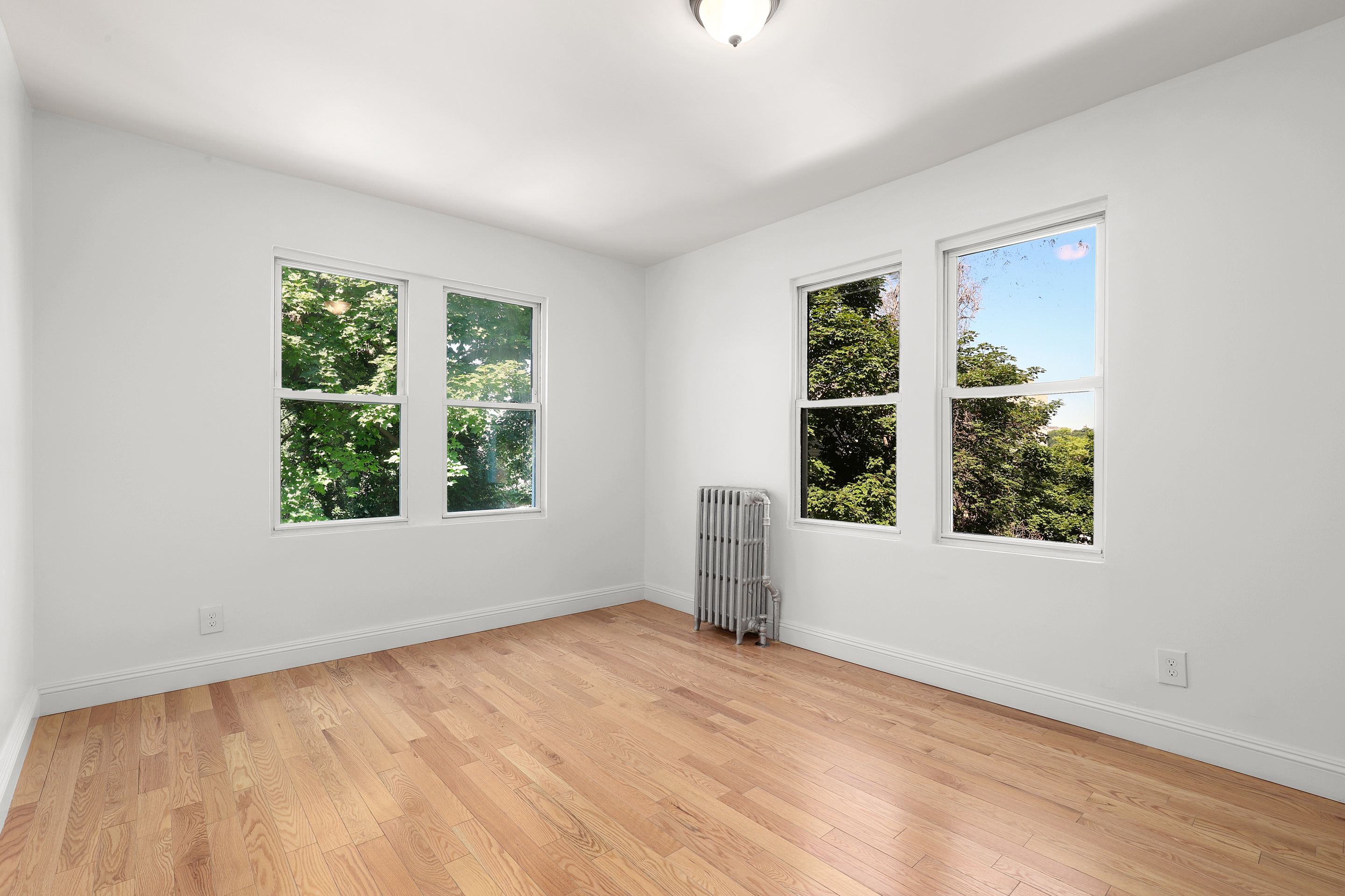 156 Summit Place Bronx, NY 10463 - Photo 10 of 38