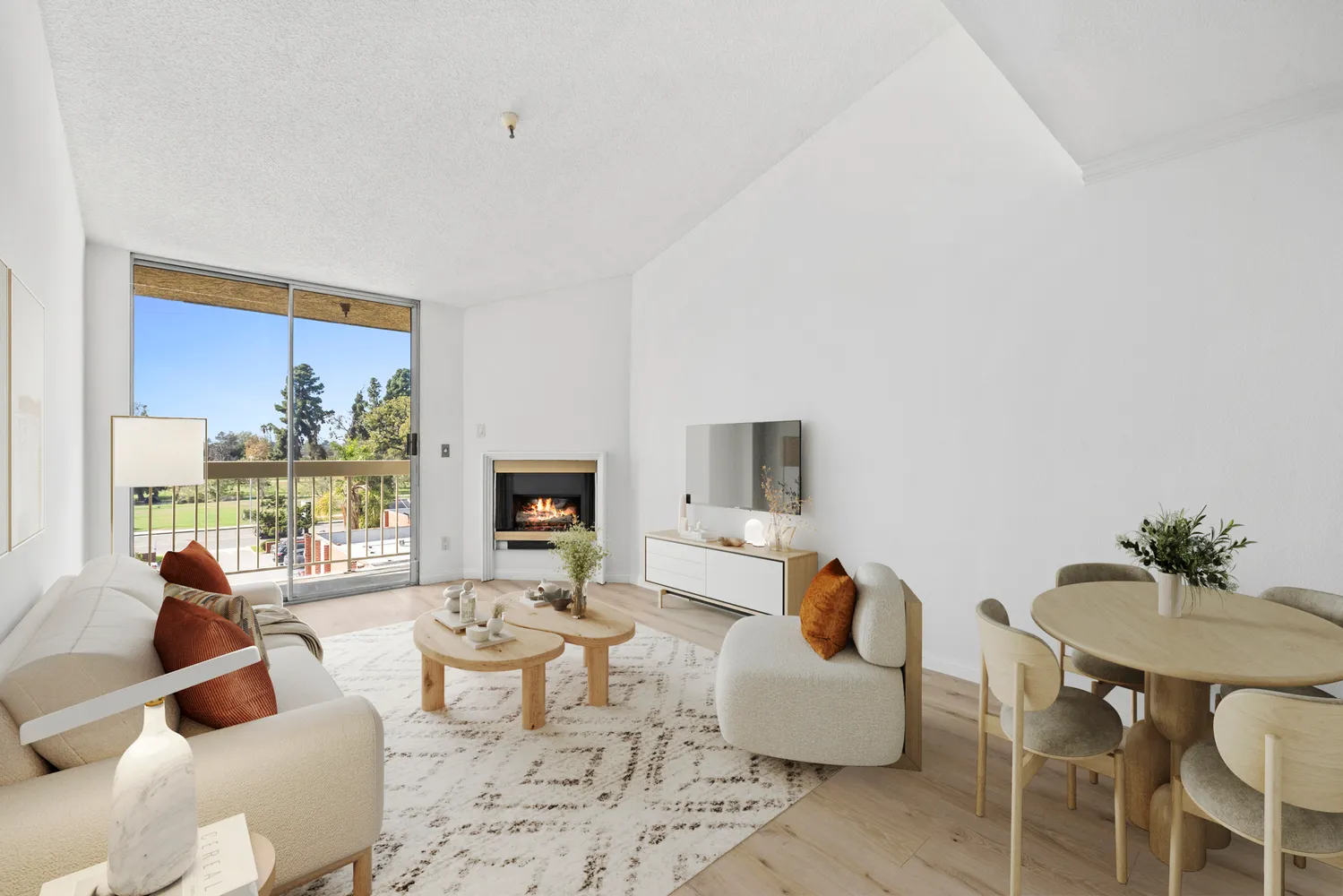 $390,000 | 5143 Bakman Avenue, Unit 406, North Hollywood, CA 91601