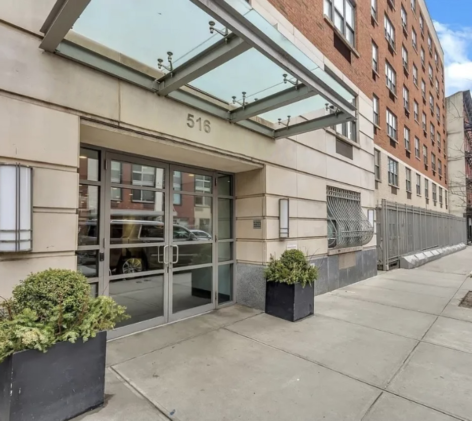 516 West 47th Street, Unit S6L Manhattan, NY 10036 - Photo 11 of 12 a entryway view with a potted plant