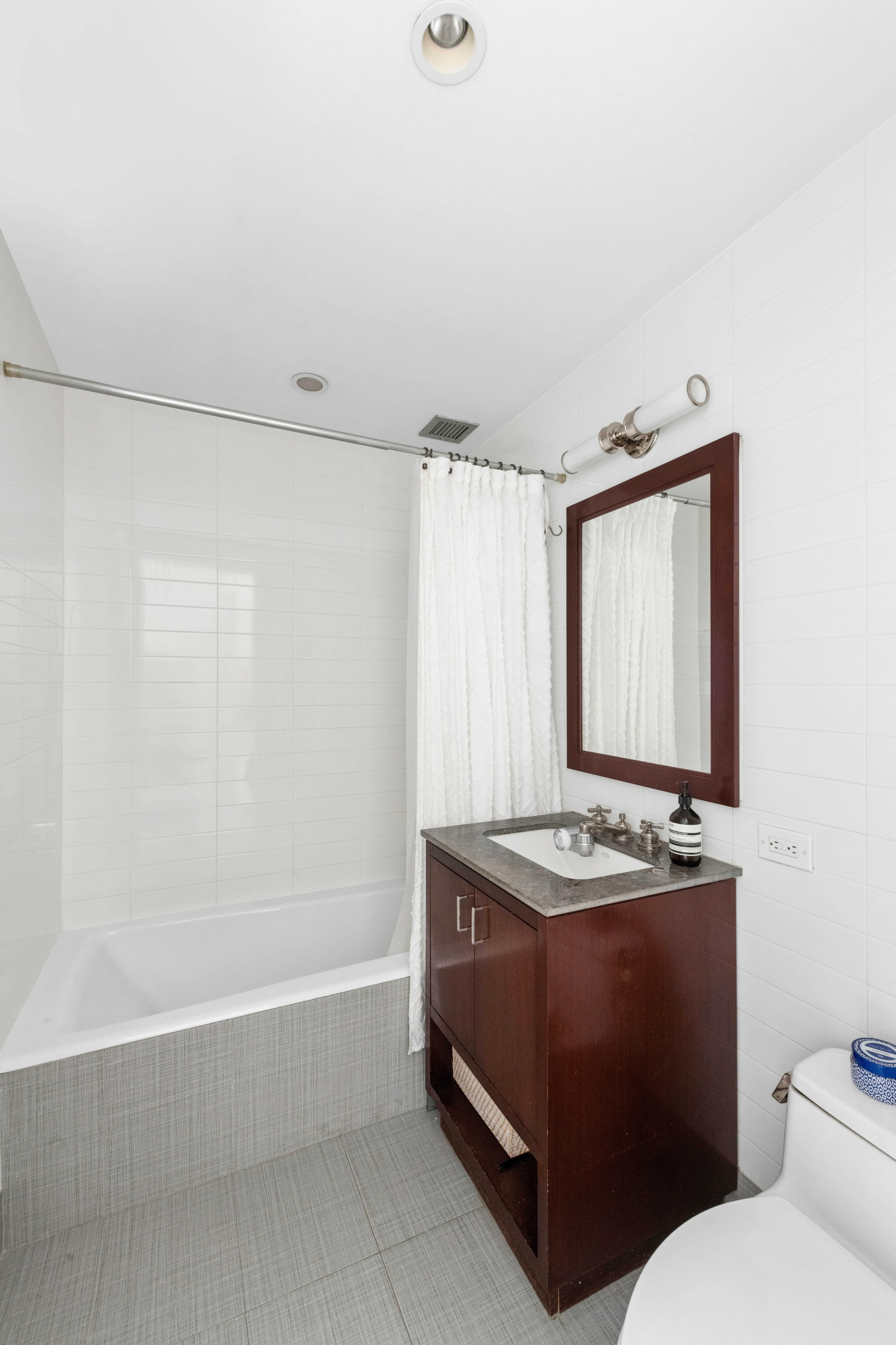 100 Riverside Boulevard, Unit 7G Manhattan, NY 10069 - Photo 8 of 15